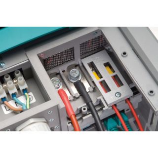 Cargador de batería marino Mastervolt ChargeMaster 24/80-3 - 24 V, 80 amperios, 3 salidas de batería