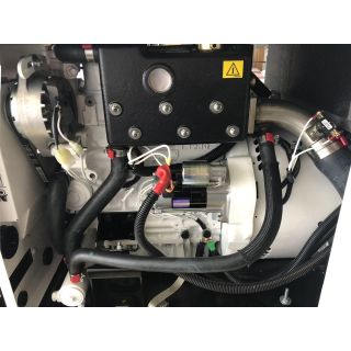 Onan 9 kW Marine Generator - MDKDL