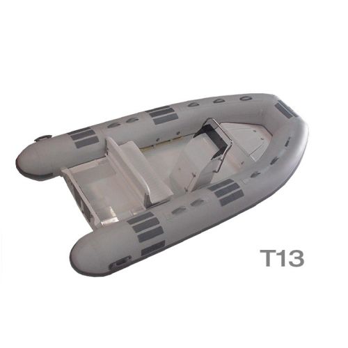 13 Foot Dinghy with Console