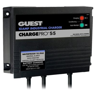 Cargador de Batería de 2 Bancos Guest: 10 Amperios, 12/24 V, Entrada de 120 V