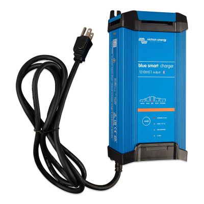 Cargador Victron Blue Smart IP22 12VDC 30A 1 banco 120V - Montaje en seco