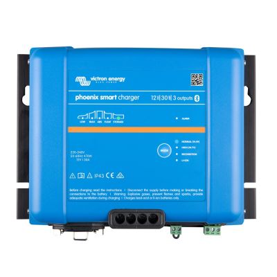 Cargador 12/30 (3) 120-240VAC Requiere Cable de Alimentación 5-15P Victron Phoenix Smart IP43