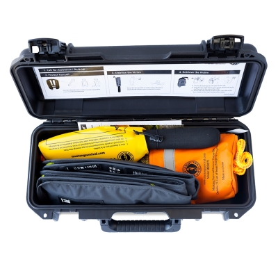 Kit de Rescate Acuático Mustang con Estuche Negro
