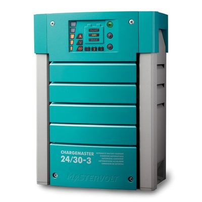 Cargador de batería marino Mastervolt ChargeMaster 24/30-3 - 24 V, 30 A, 3 salidas de batería