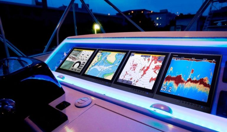 KEP Marine Displays
