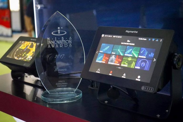 Raymarine Axiom MFD at Miami Boat Show