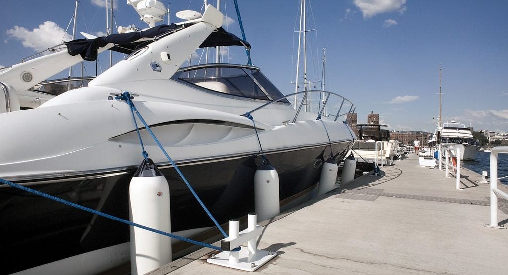 knots to secure your boat with fenders