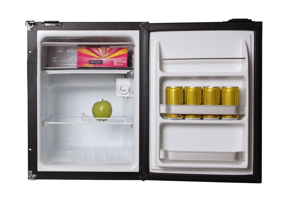 NovaKool R1900 Refrigerator