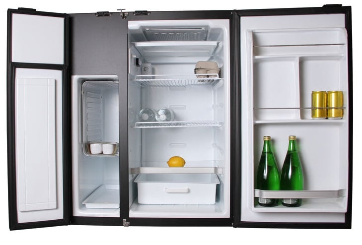 NovaKool RFS7501 Refrigerator & Freezer