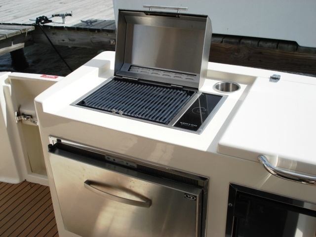 Kenyon Frontier Lidstay & Locking Lid B70051LLS